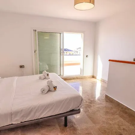Rentaliday Cristianos Penthouse Daire Los Cristianos (Tenerife)