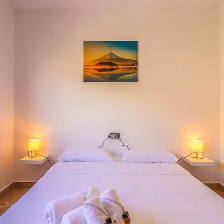 Daire Rentaliday Cristianos Penthouse Los Cristianos (Tenerife)